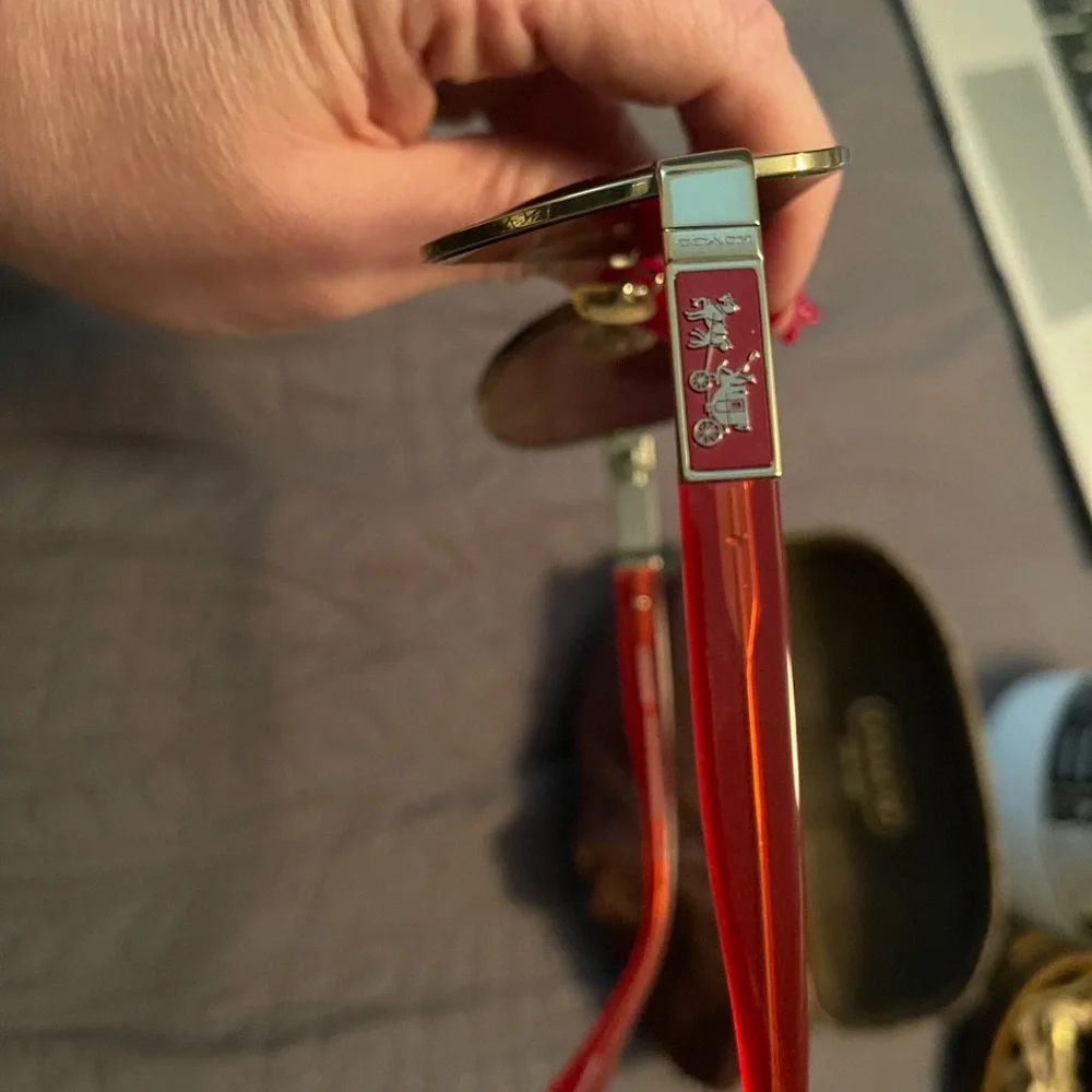 Coach Sunglasses - Picture 5 of 8